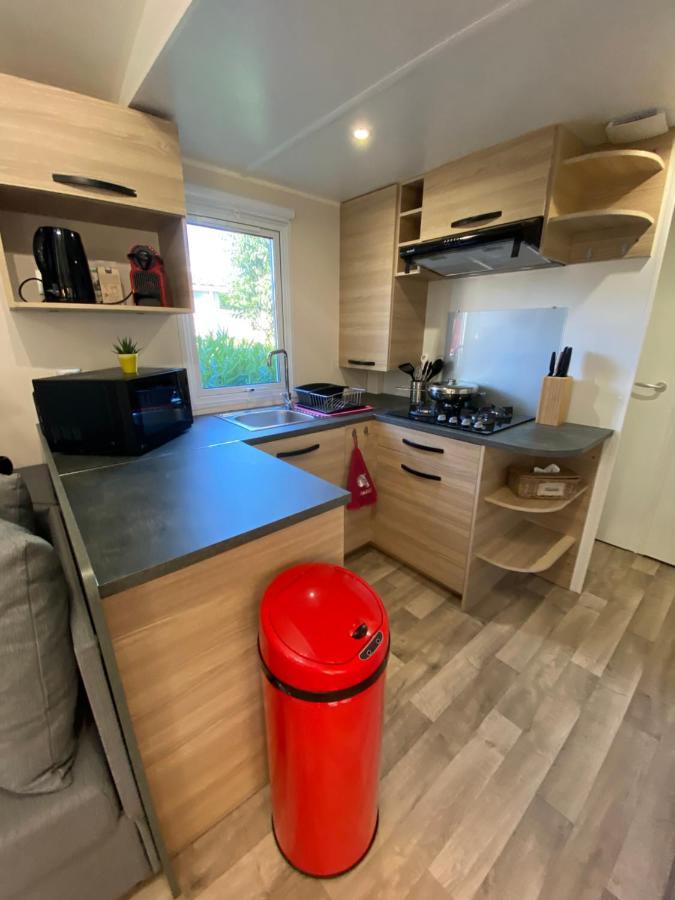 Mobil Home De Charme Fréjus Buitenkant foto