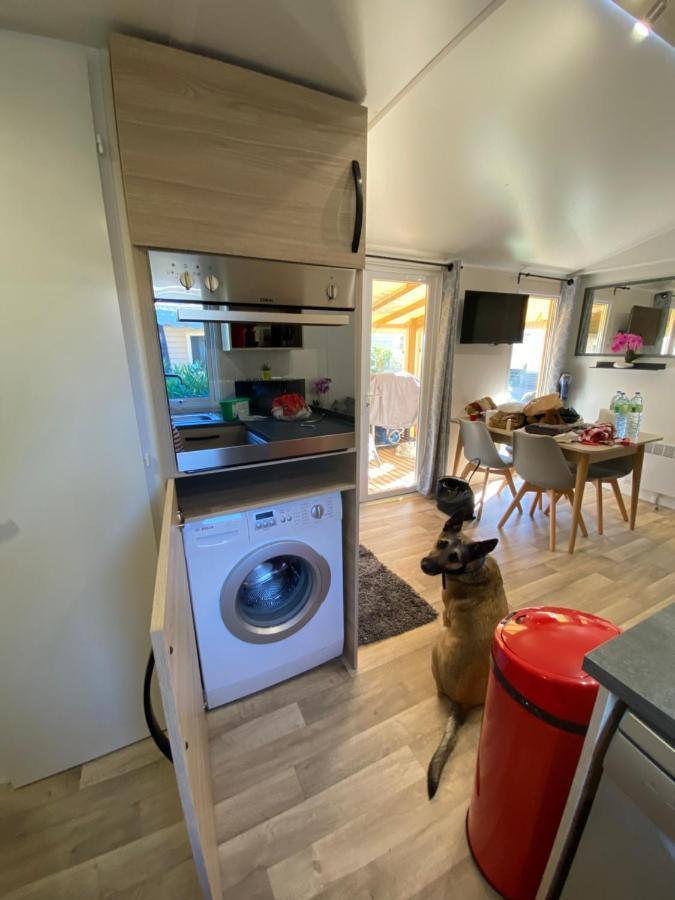 Mobil Home De Charme Fréjus Buitenkant foto
