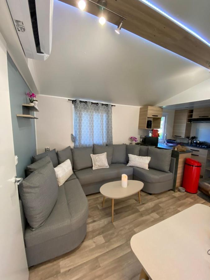 Mobil Home De Charme Fréjus Buitenkant foto